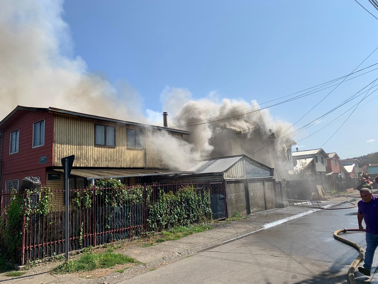 Incendio afectó dos viviendas del sector Corvi en Valdivia RioenLinea