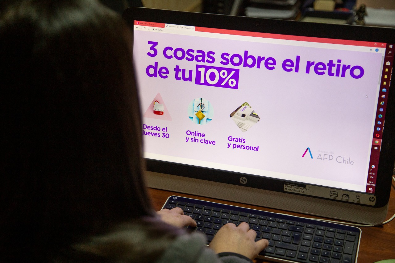 En Río Bueno habilitarán salas de computación de colegios para realizar