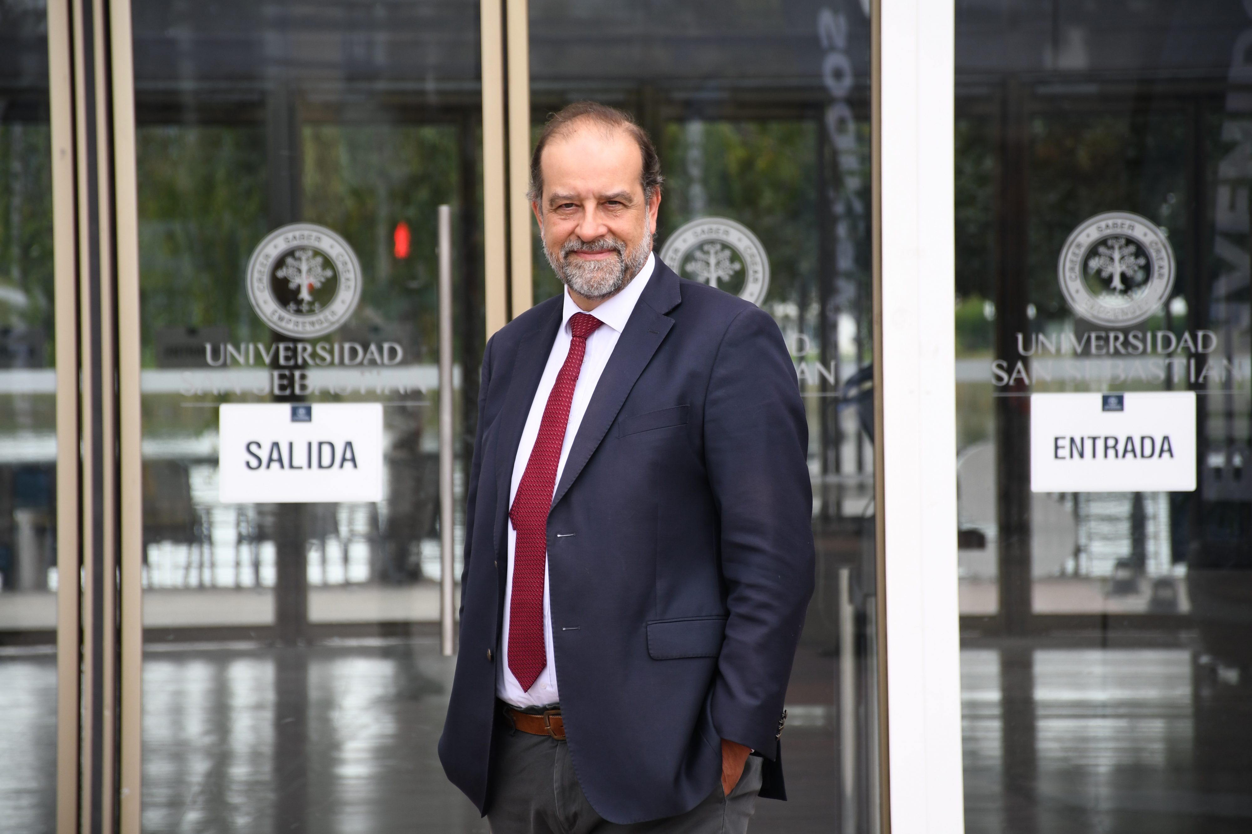 Juan Andrés Varas asume como nuevo Vicerrector de la Universidad San ...